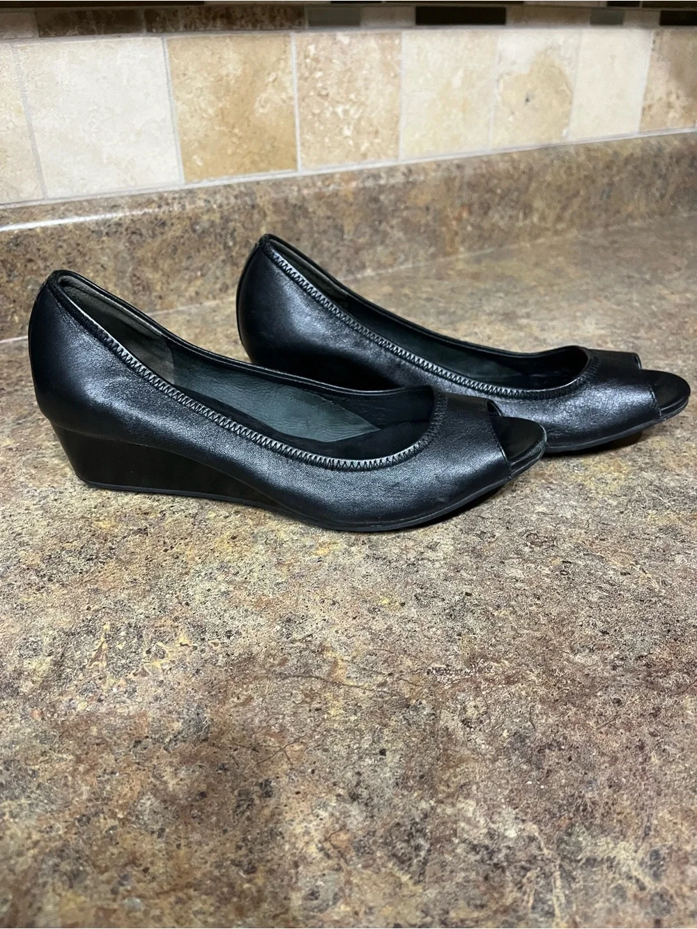 NWOT Cole Haan Nike Air Black Leather Peep Toe Wedges Rare Women’s 6.5